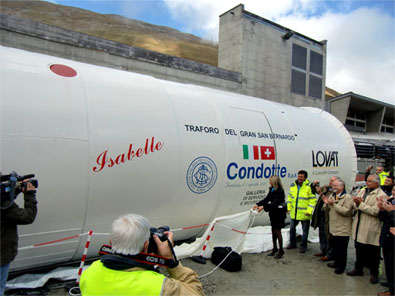 Italia/Valle d�Aosta -  Cerimonia di avvio della TBM per il cunicolo esplorativo del traforo del Gran San Bernardo