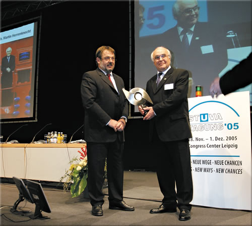 Al Dr. Martin Herrenknecht il premio STUVA